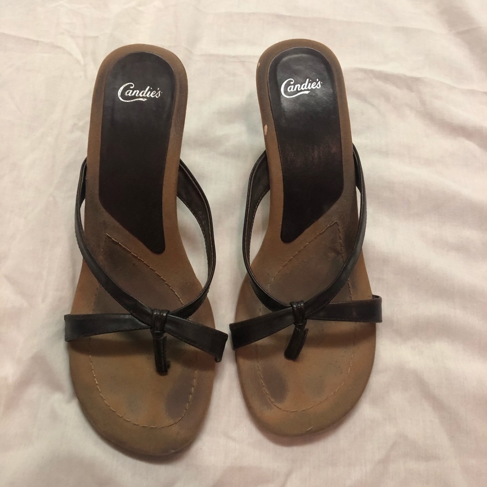 Candie’s slip on sandal, size 10.